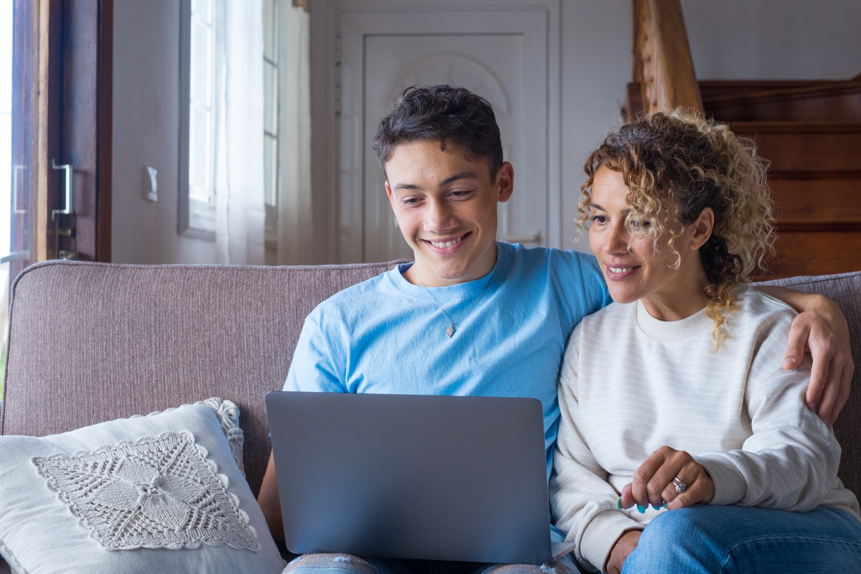 Join the free Triage Cancer Conference on October 18, 2025. Patients, caregivers, advocates, and health care professionals can gain vital tools, support, and up to 6.5 CE credits. Register by October 1 to receive free materials and a gift bag.
